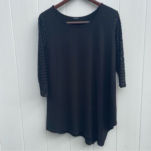 Clara Sun Woo Women’s Top Blouse 3/4 Sleeve Black Asymmetrical Point Hem